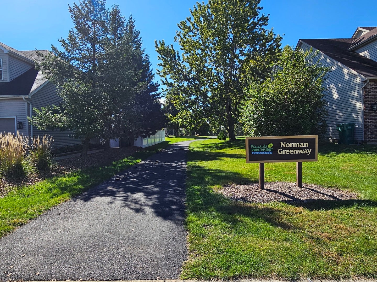 25230 W Monroe Court, Plainfield, IL 60585 Walking Park