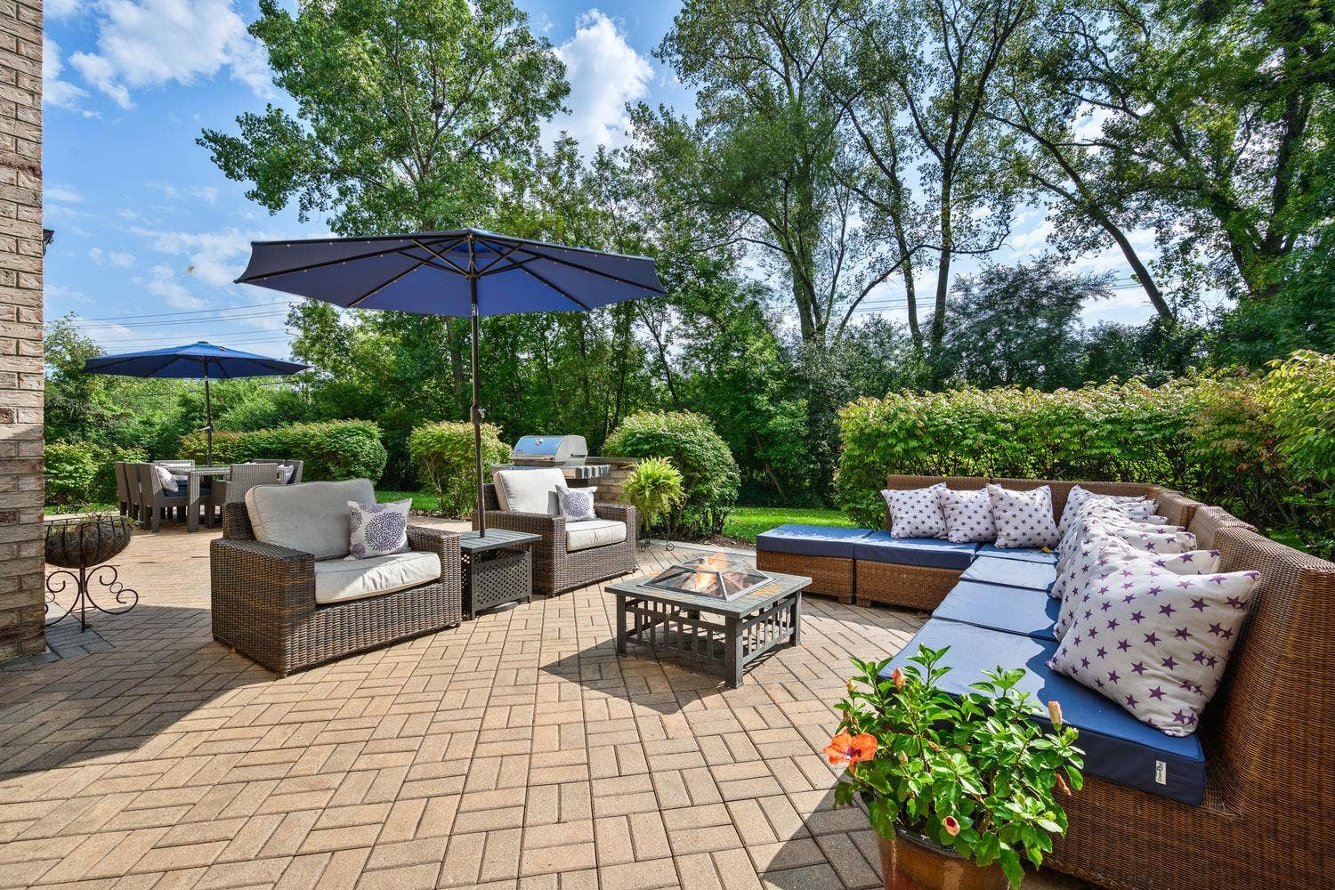 1630 Ridge Road, Highland Park, IL 60035 1630 Ridge Road, Highland Park, IL 60035