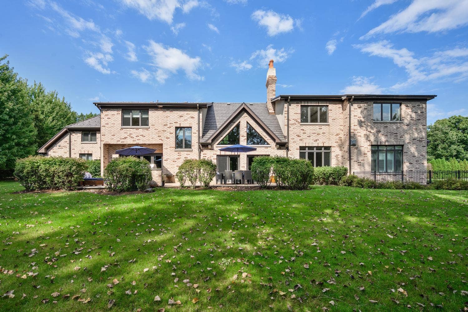 1630 Ridge Road, Highland Park, IL 60035 1630 Ridge Road, Highland Park, IL 60035