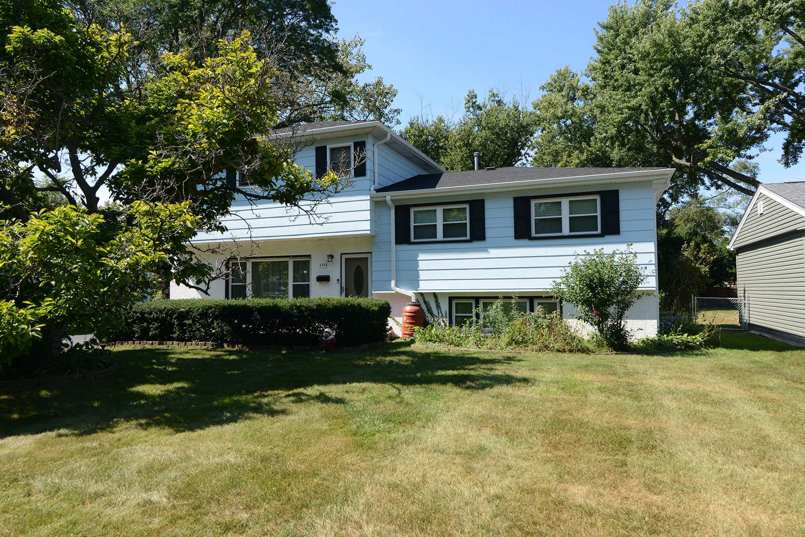 6308 Saratoga Avenue, Downers Grove, IL 60516 6308 Saratoga Avenue, Downers Grove, IL 60516