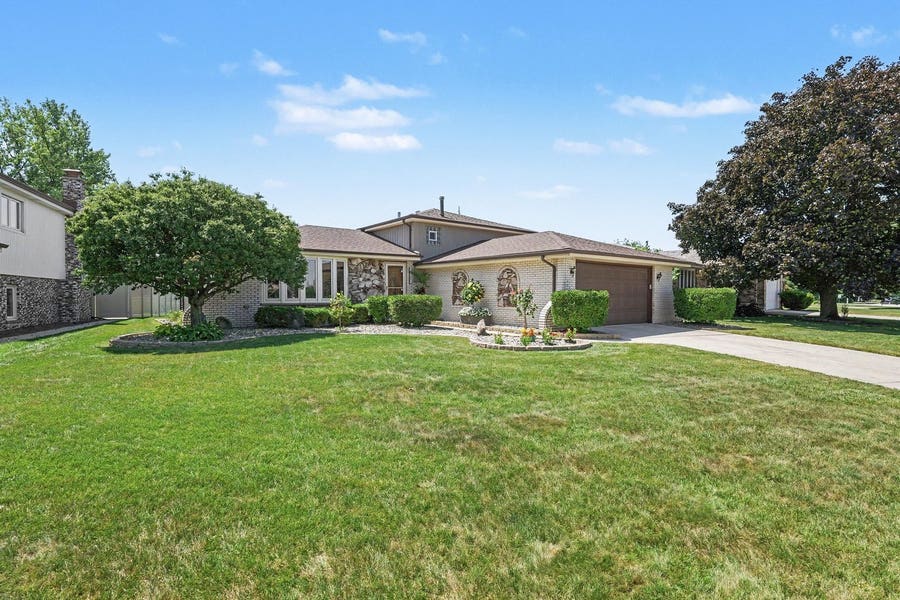 Property photo for 8507 167th Street, Tinley Park, IL