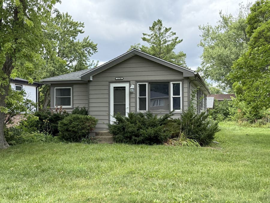 Property photo for 15700 Leclaire Avenue, Oak Forest, IL