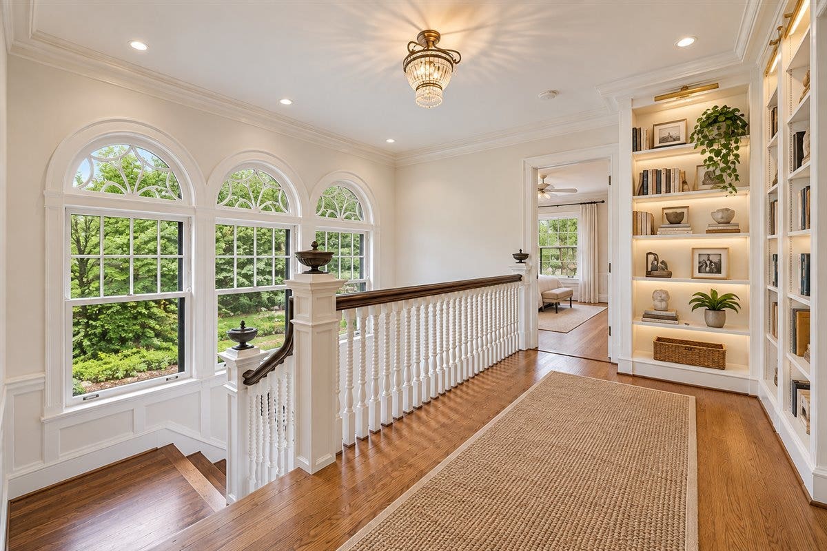 2855 Sheridan Place, Evanston, IL 60201 2855 Sheridan Place, Evanston, IL 60201