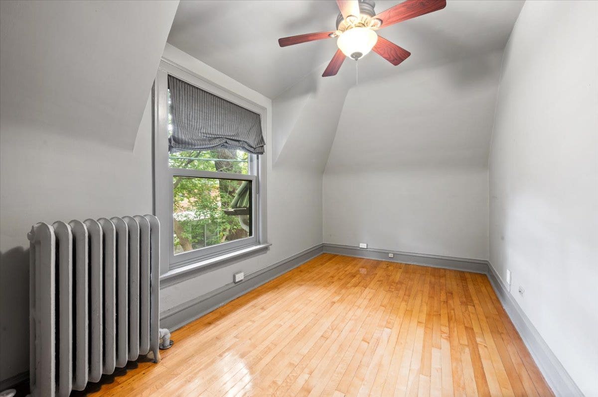 2855 Sheridan Place, Evanston, IL 60201 2855 Sheridan Place, Evanston, IL 60201