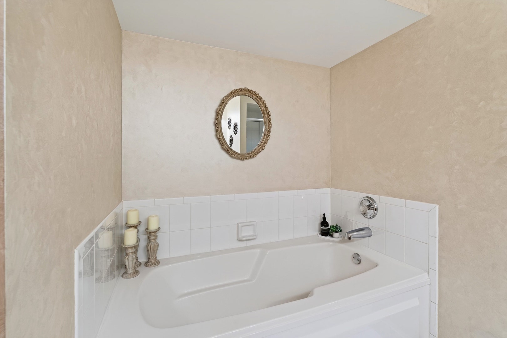 15734 Centennial Drive, Orland Park, IL 60462 15734 Centennial Drive, Orland Park, IL 60462