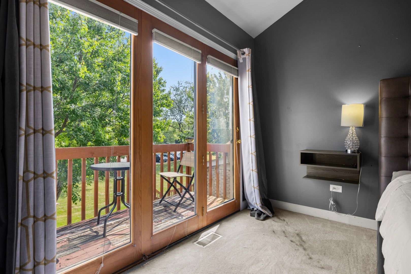 6909 Lexington Court, Tinley Park, IL 60477