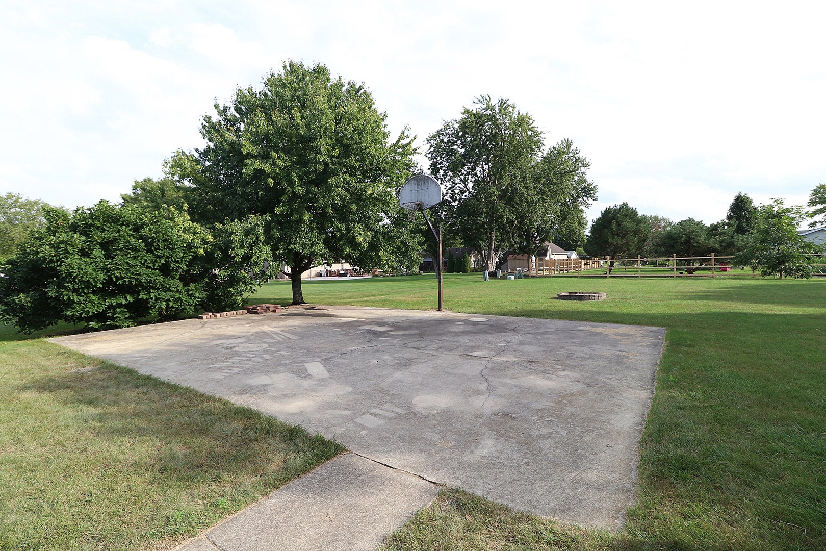 3404 Lockner Boulevard, Joliet, IL 60431