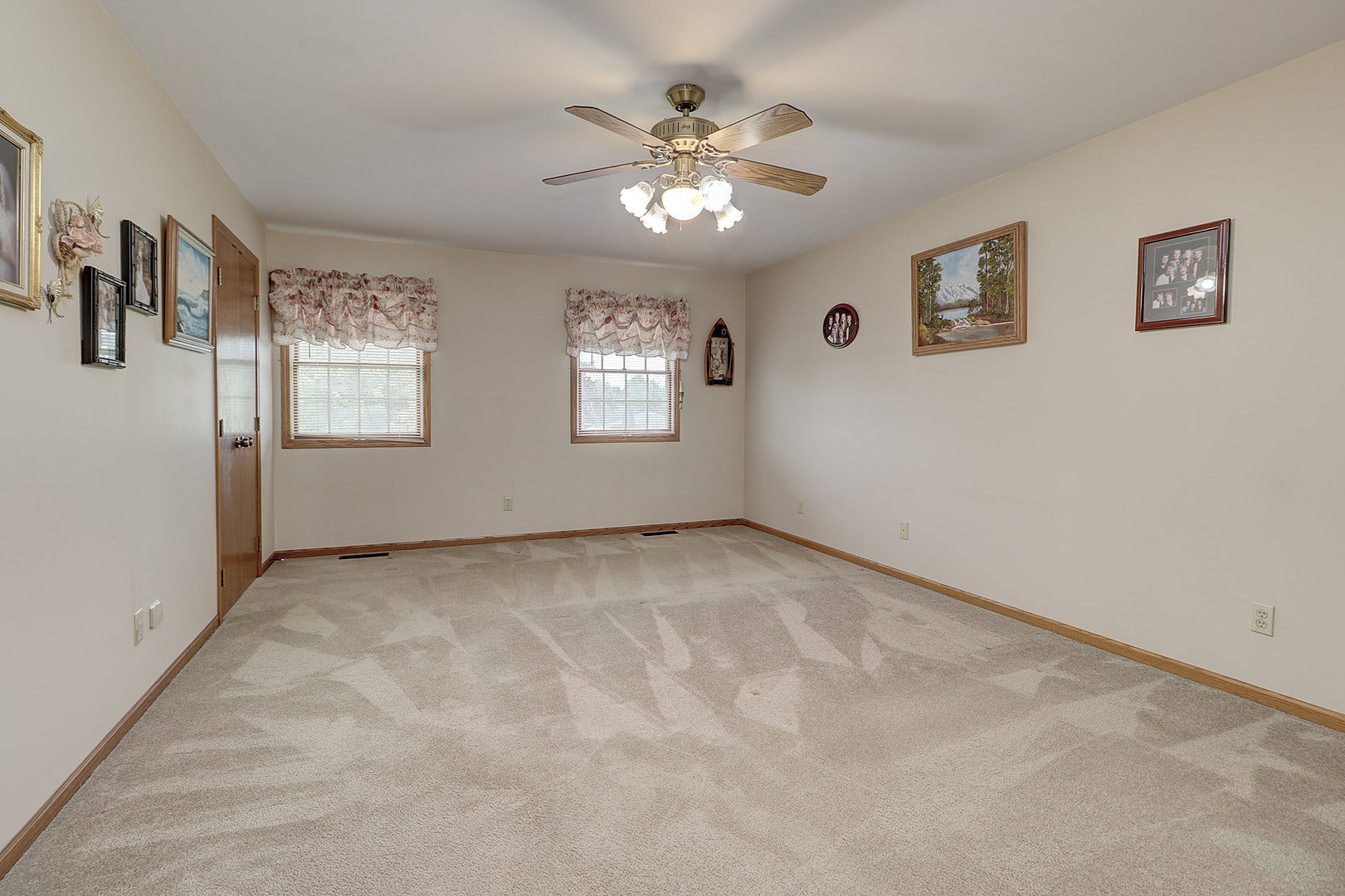 3404 Lockner Boulevard, Joliet, IL 60431