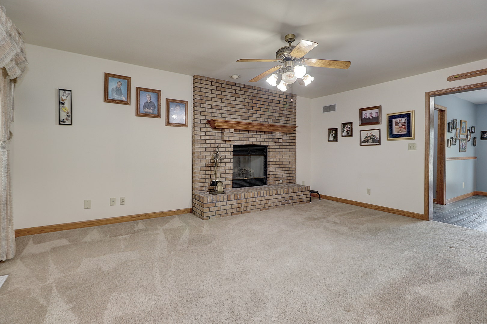 3404 Lockner Boulevard, Joliet, IL 60431