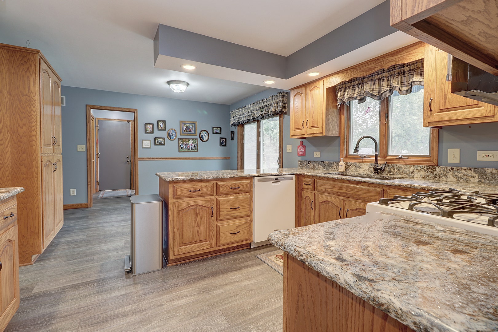 3404 Lockner Boulevard, Joliet, IL 60431