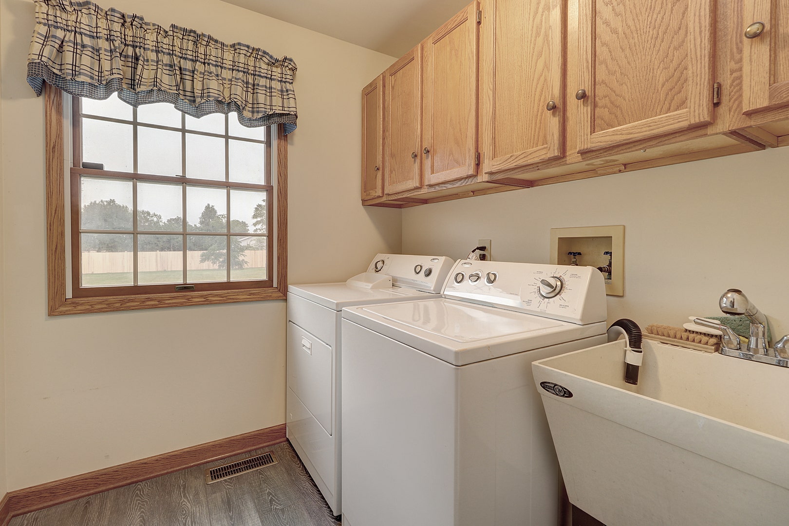 3404 Lockner Boulevard, Joliet, IL 60431