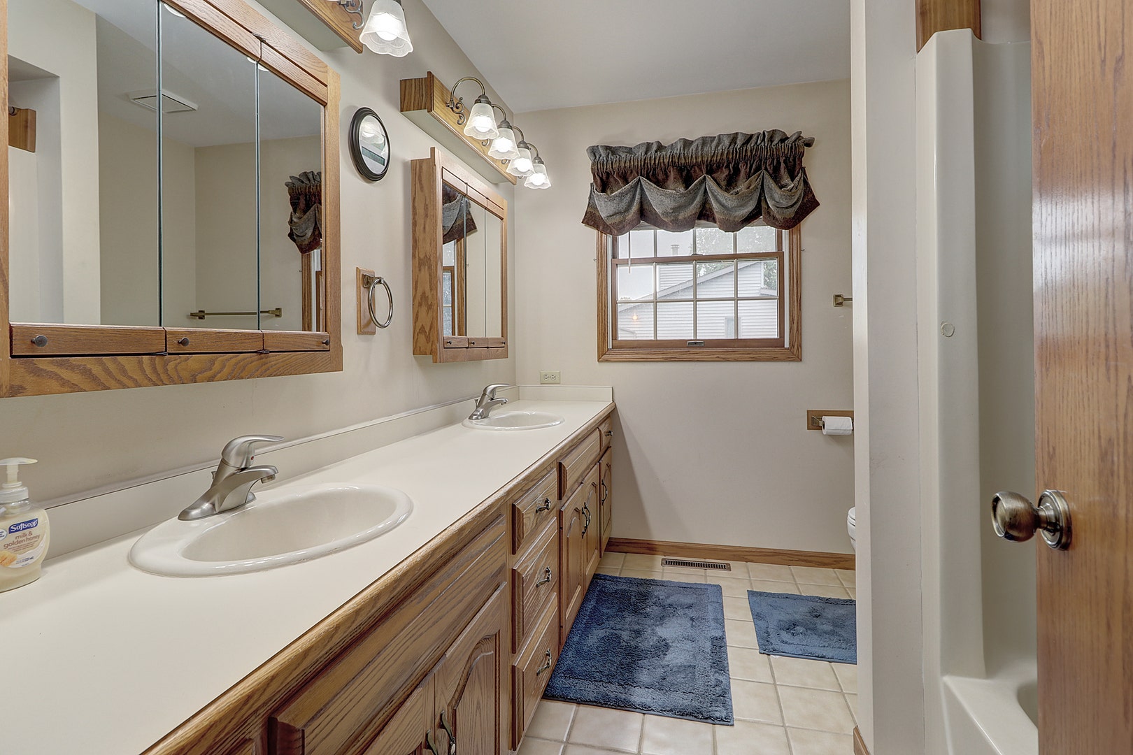 3404 Lockner Boulevard, Joliet, IL 60431