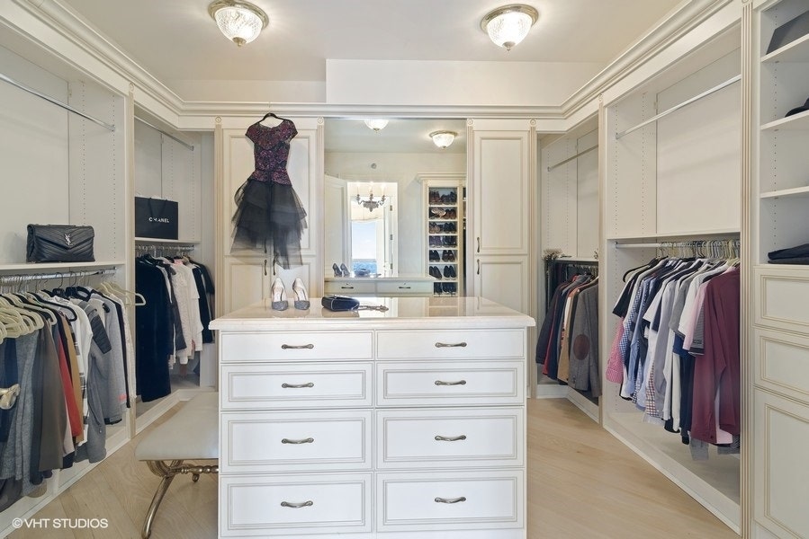55 E ERIE Street, #5302, Chicago, IL 60610 55 E ERIE Street, #5302, Chicago, IL 60610