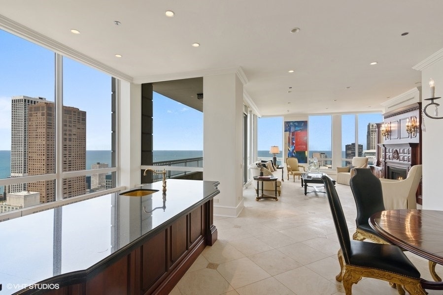 55 E ERIE Street, #5302, Chicago, IL 60610 55 E ERIE Street, #5302, Chicago, IL 60610