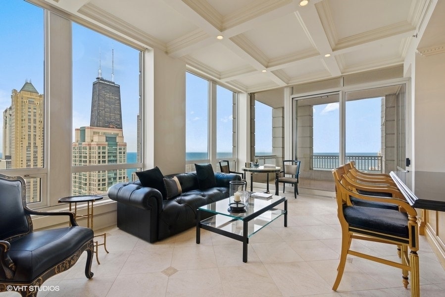 55 E ERIE Street, #5302, Chicago, IL 60610 55 E ERIE Street, #5302, Chicago, IL 60610