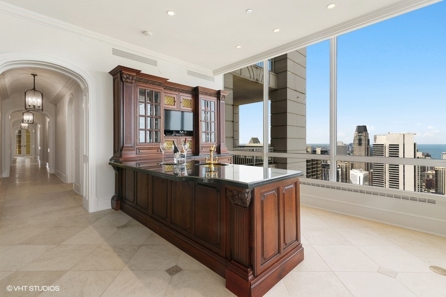 55 E ERIE Street, #5302, Chicago, IL 60610 55 E ERIE Street, #5302, Chicago, IL 60610