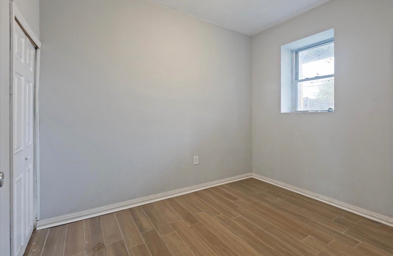 1913 S Troy Street, Chicago, IL 60623 1913 S Troy Street, Chicago, IL 60623