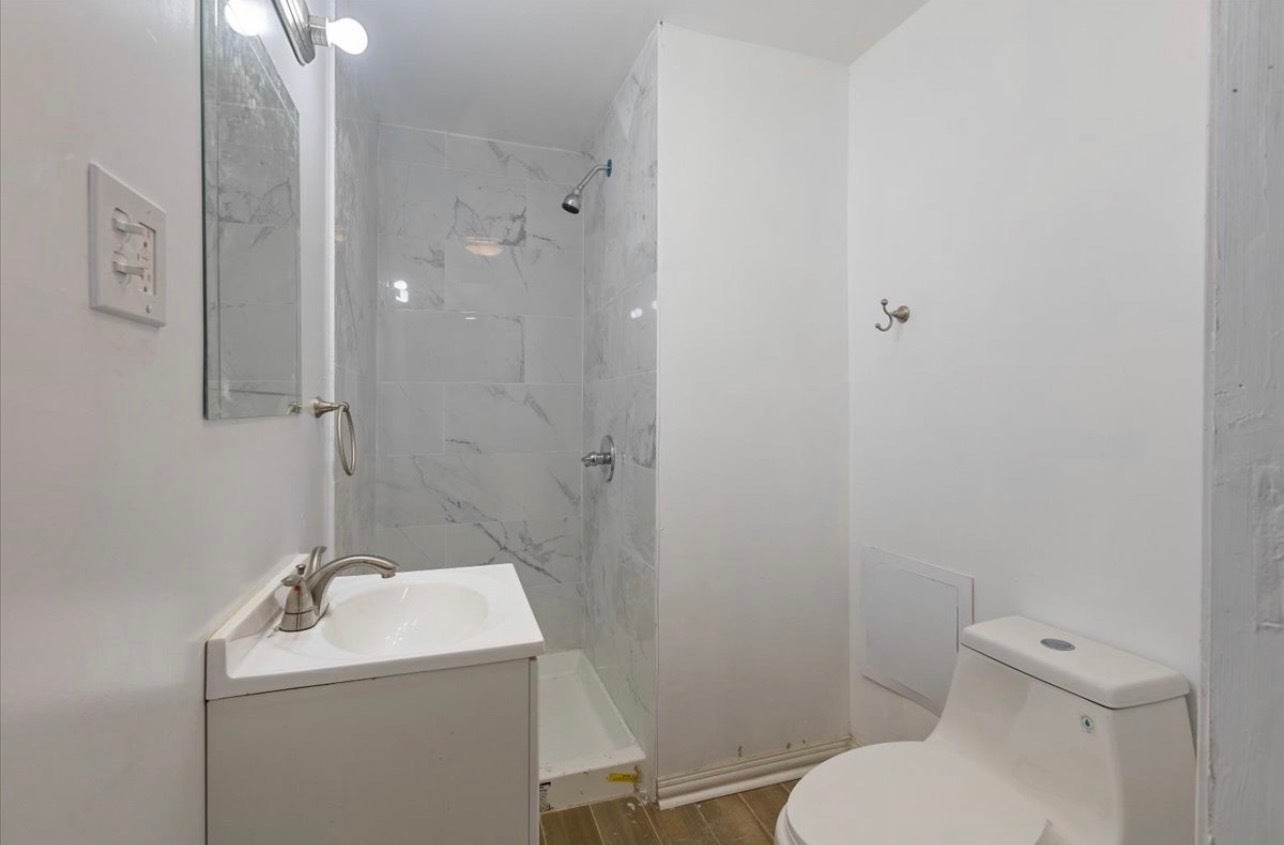 1913 S Troy Street, Chicago, IL 60623 1913 S Troy Street, Chicago, IL 60623