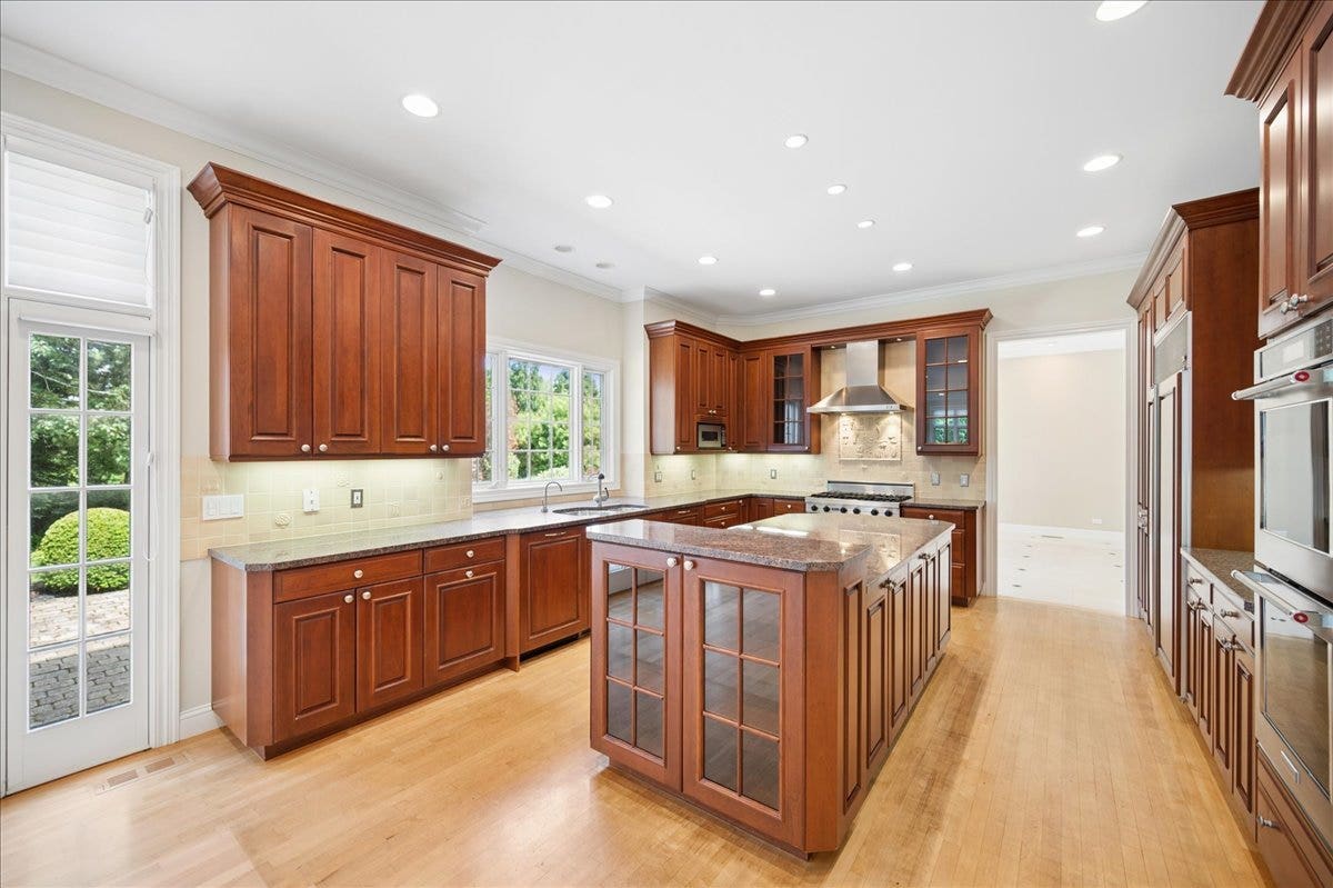 621 Sheridan Road, Glencoe, IL 60022 621 Sheridan Road, Glencoe, IL 60022