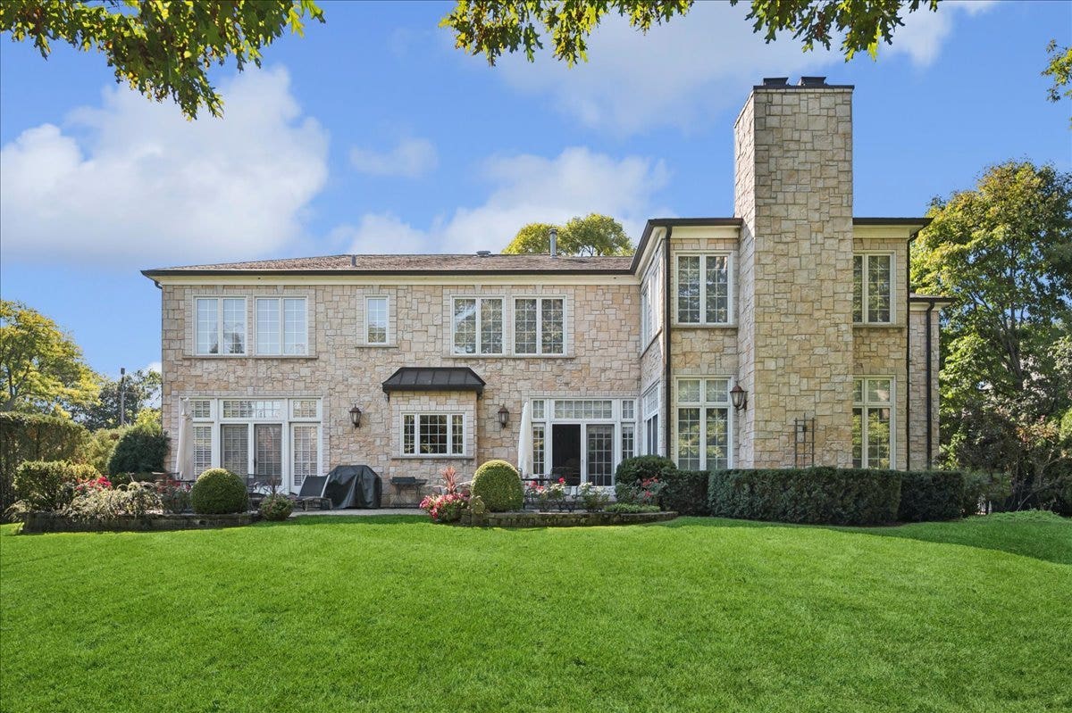 621 Sheridan Road, Glencoe, IL 60022 621 Sheridan Road, Glencoe, IL 60022