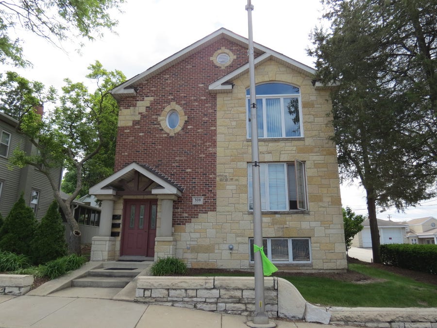 Property photo for 308 State Street, #1, Lemont, IL