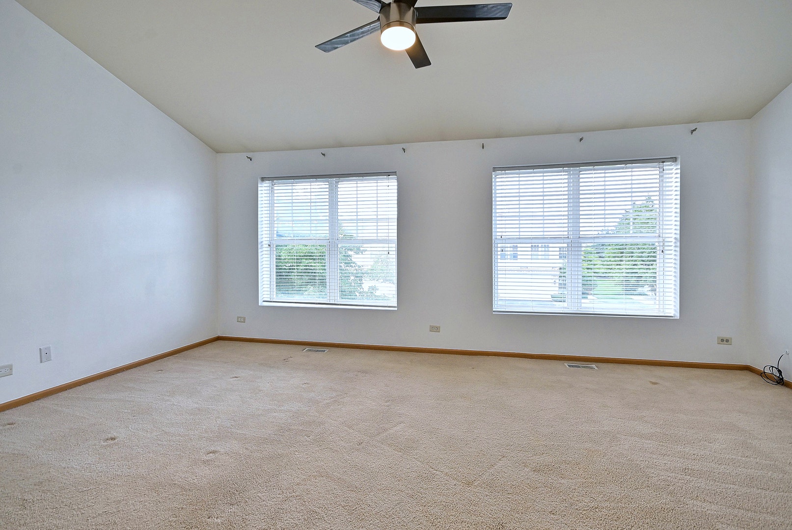 1087 Delta Drive, #1087, Elgin, IL 60123