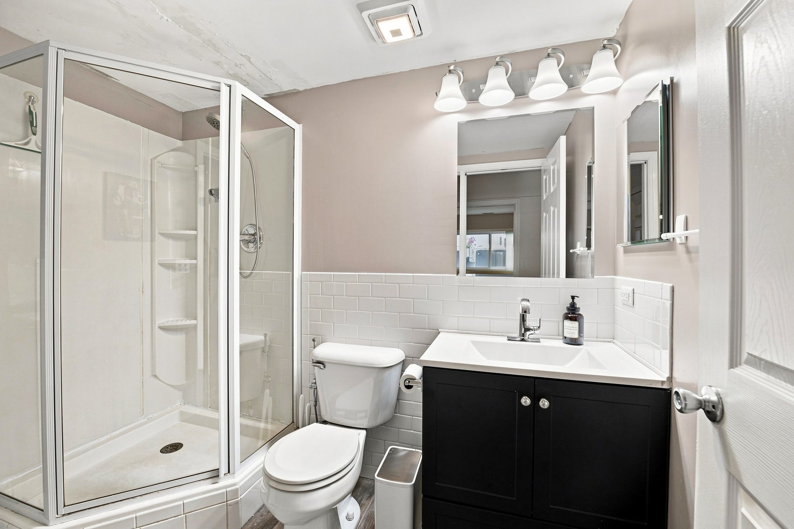 2811 Stonewall Lane, Joliet, IL 60435 2811 Stonewall Lane, Joliet, IL 60435