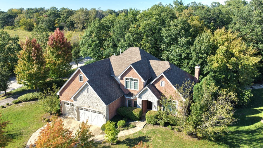 Property photo for 20228 Oakwood Drive, Mokena, IL