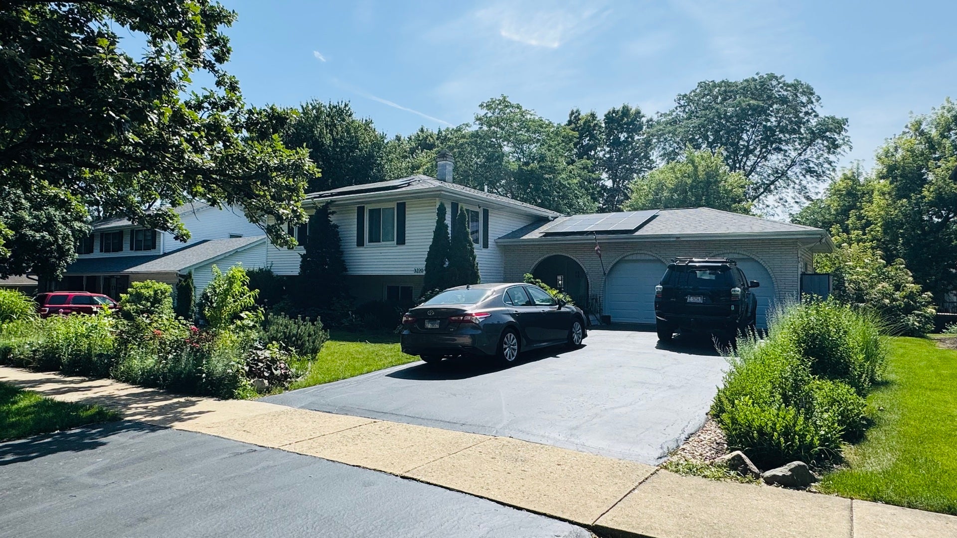 3220 Saratoga Avenue, Downers Grove, IL 60515 3220 Saratoga Avenue, Downers Grove, IL 60515