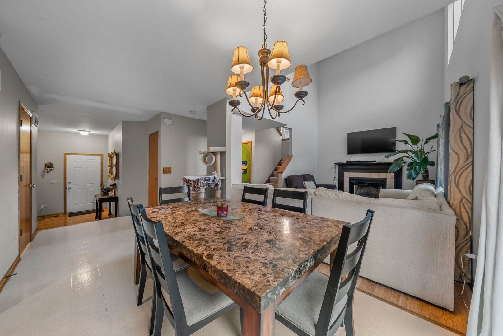 1982 Westridge Court, Romeoville, IL 60446