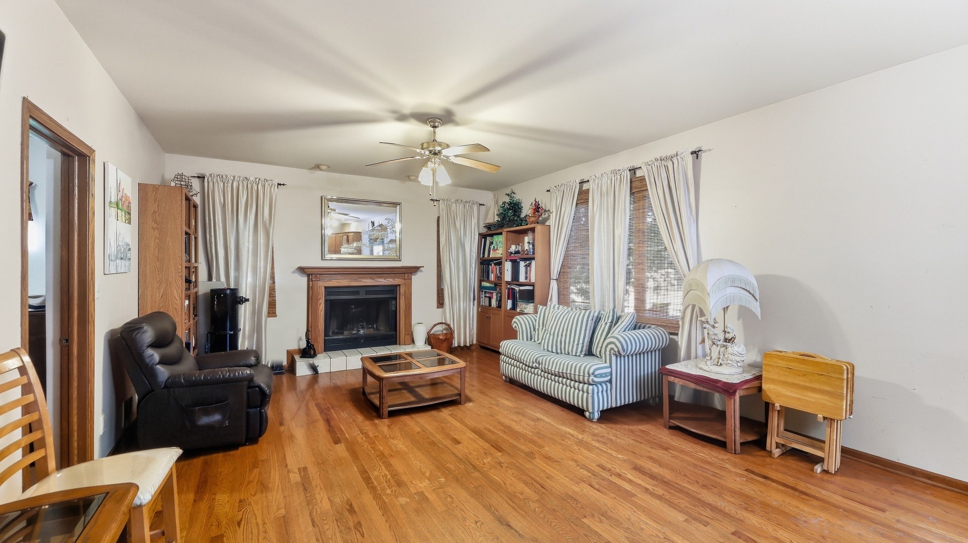 1140 Crystal Avenue, Downers Grove, IL 60516