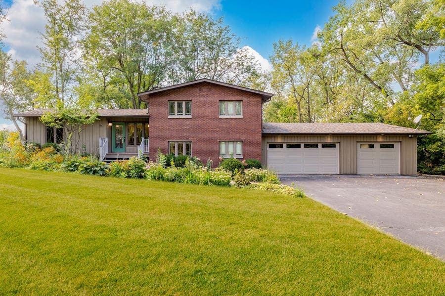 Property photo for 11712 S Glen Road, Palos Park, IL