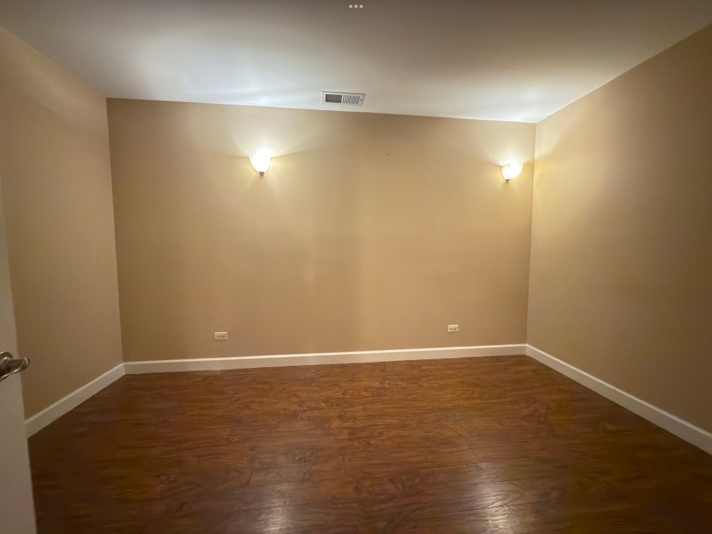 16646 Oak Park Avenue, Tinley Park, IL 60477