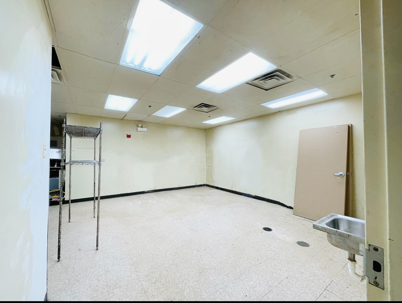 16644 Oak Park Avenue, Tinley Park, IL 60477