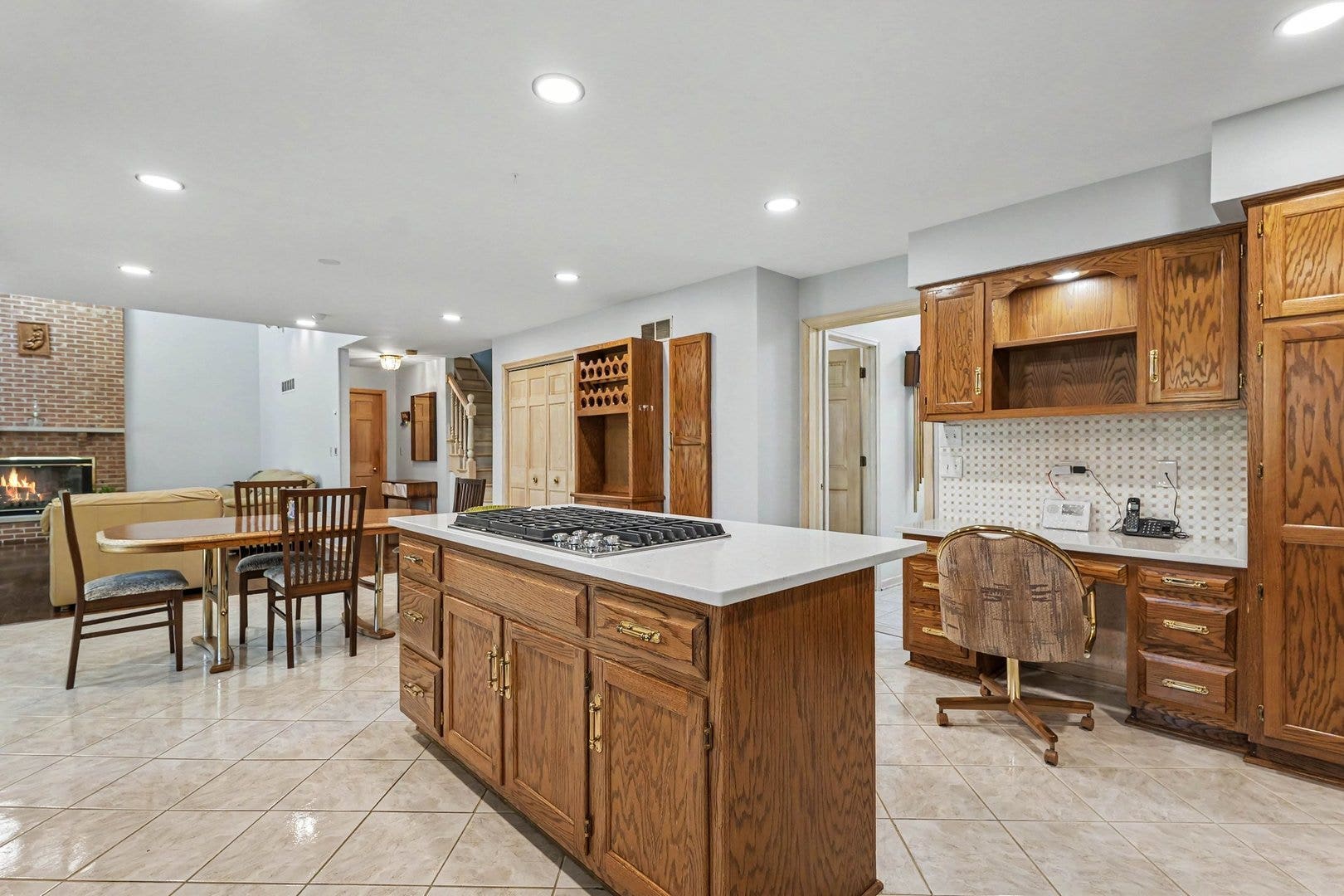 703 Westridge Road, Joliet, IL 60431 703 Westridge Road, Joliet, IL 60431