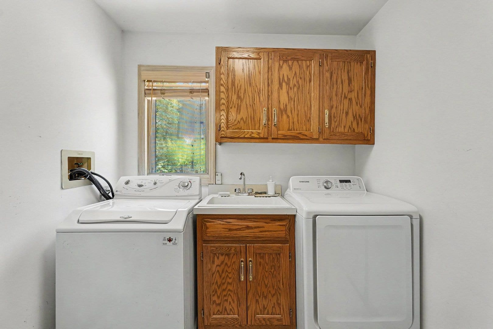 703 Westridge Road, Joliet, IL 60431 703 Westridge Road, Joliet, IL 60431