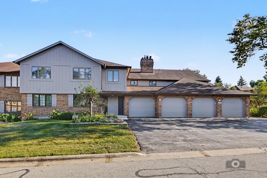 Property photo for 7739 W Arquilla Drive, #1B, Palos Heights, IL