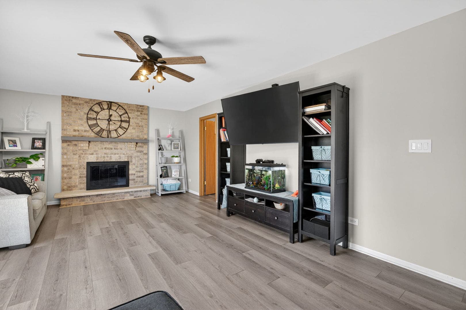702 Longwood Court, Minooka, IL 60447
