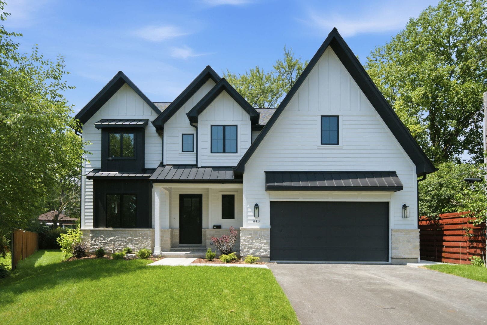 440 Briarhill Lane, Glenview, IL 60025 440 Briarhill Lane, Glenview, IL 60025