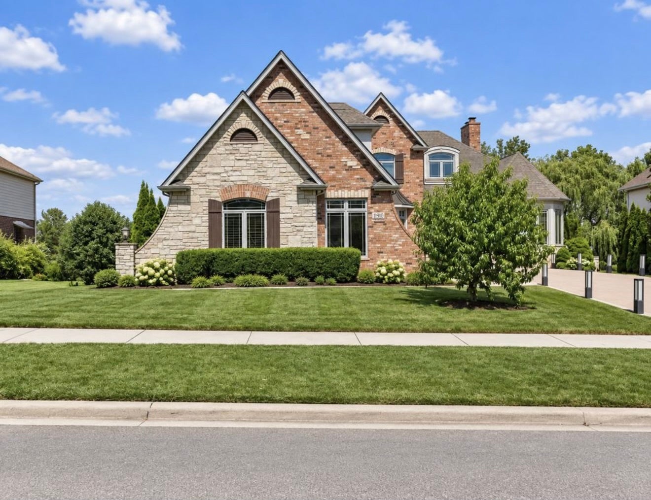 11910 Bates Court, Orland Park, IL 60467