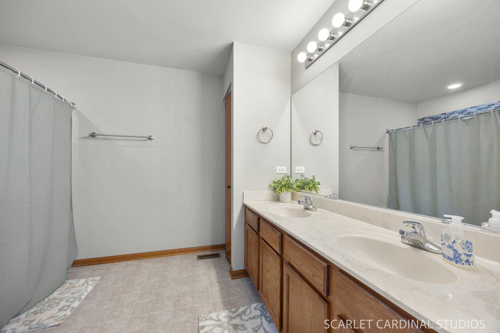 1329 Wabena Avenue, Minooka, IL 60447 1329 Wabena Avenue, Minooka, IL 60447