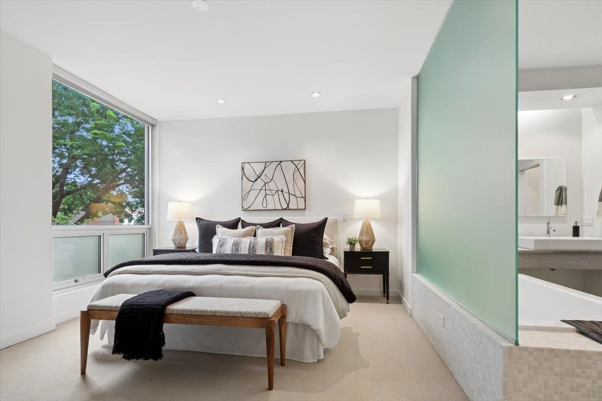 1721 N Sheffield Avenue, #101, Chicago, IL 60614