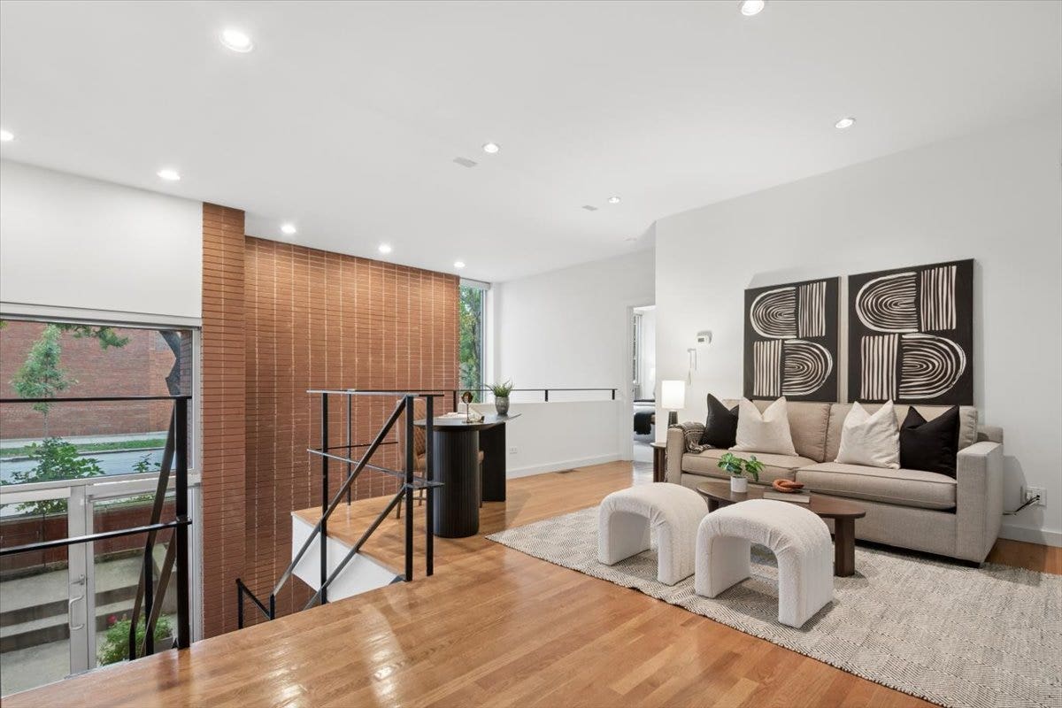 1721 N Sheffield Avenue, #101, Chicago, IL 60614