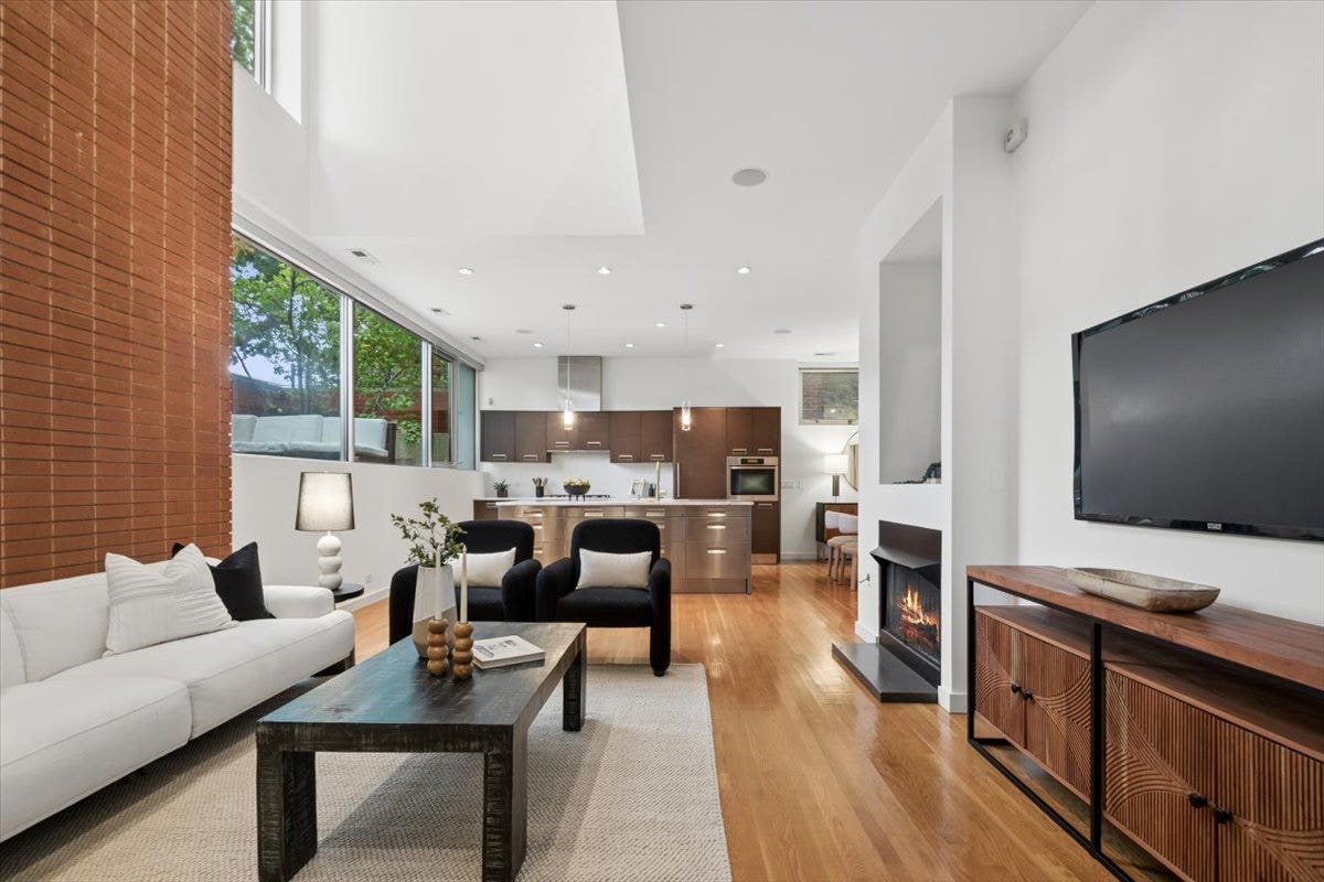 1721 N Sheffield Avenue, #101, Chicago, IL 60614