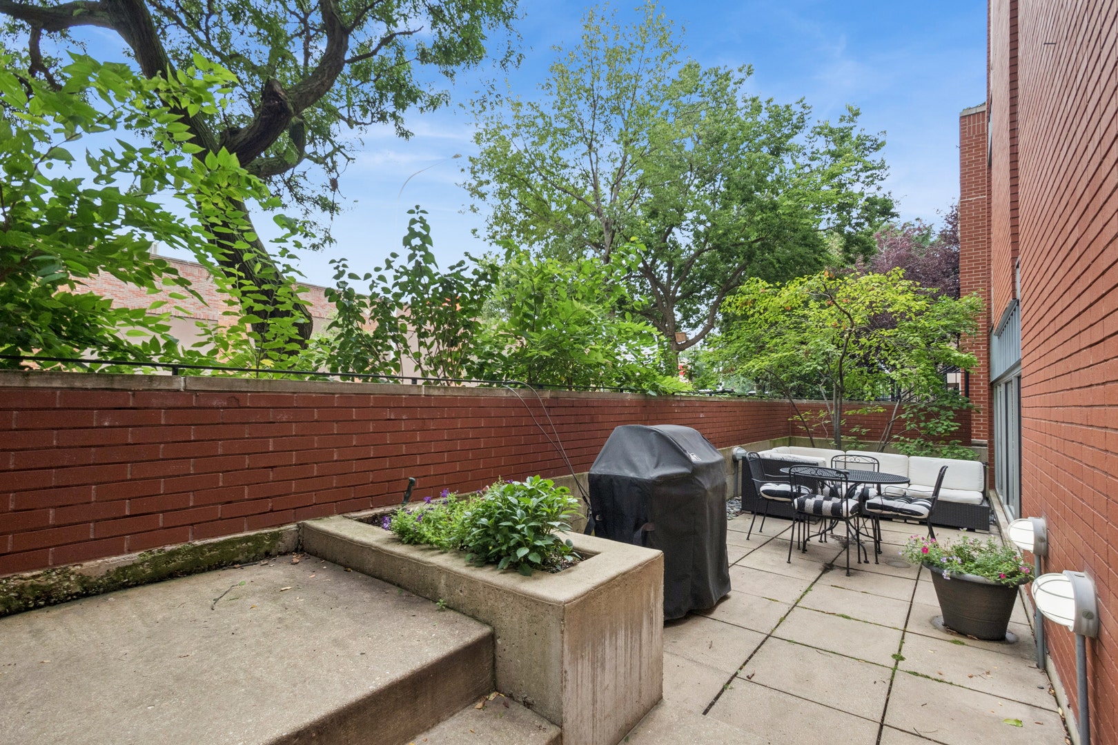 1721 N Sheffield Avenue, #101, Chicago, IL 60614