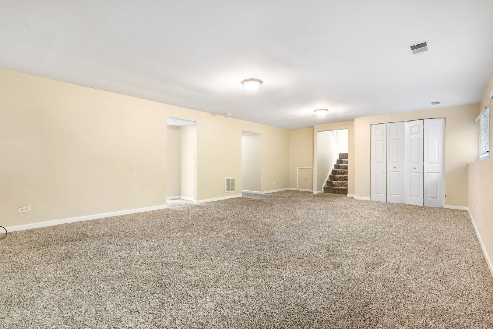 504 Nassau Avenue, Bolingbrook, IL 60440