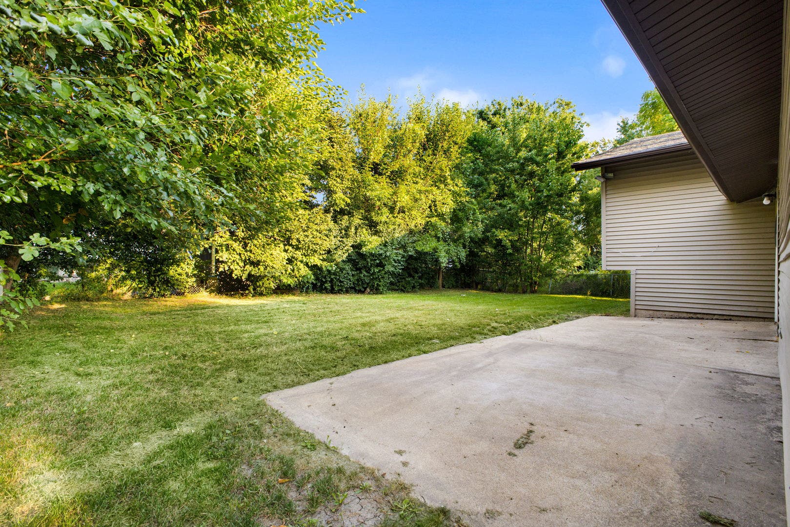 504 Nassau Avenue, Bolingbrook, IL 60440