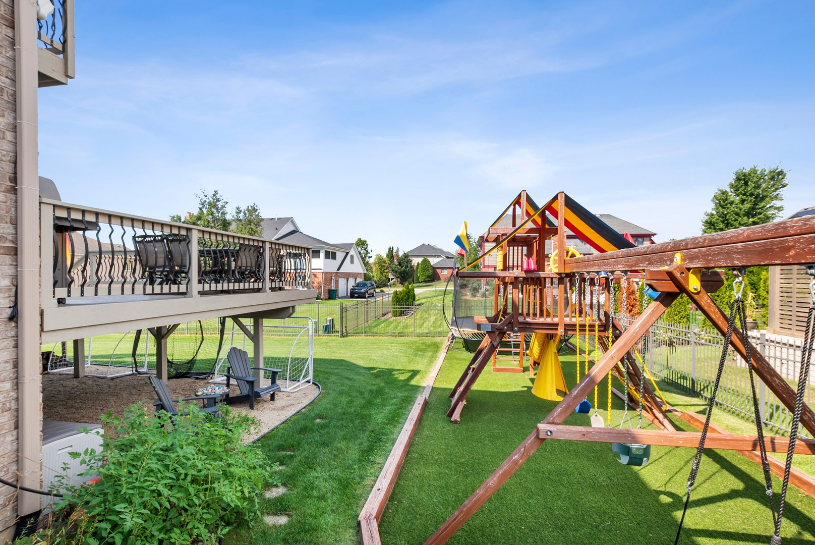 14040 Bunratty Court, Orland Park, IL 60467 All Season Turf and Rainbow Playset