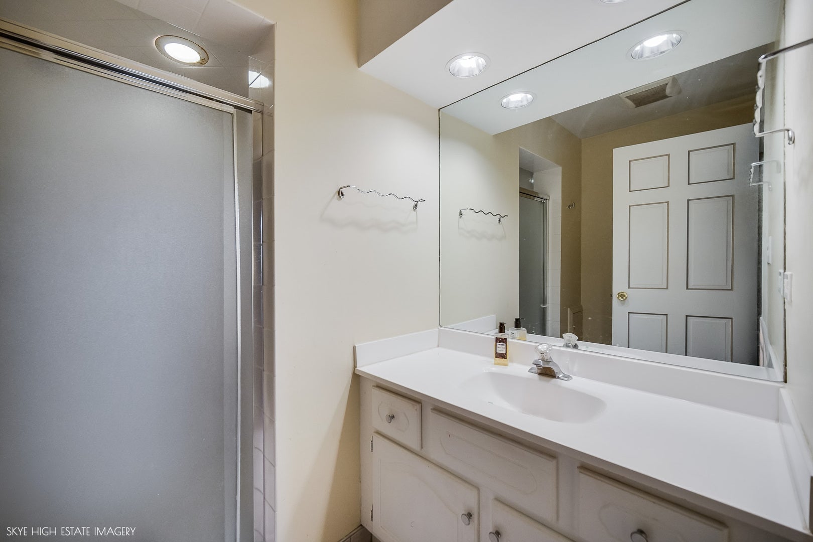 3636 Quince Court, Downers Grove, IL 60515 3636 Quince Court, Downers Grove, IL 60515