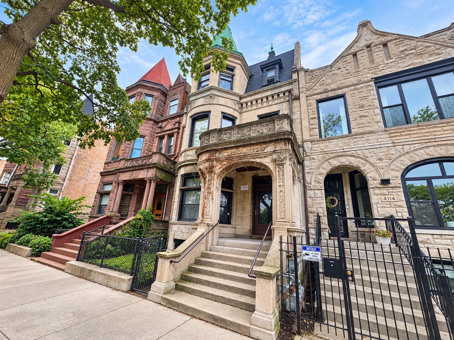 Property photo for 4118 S King Drive, #2R, Chicago, IL